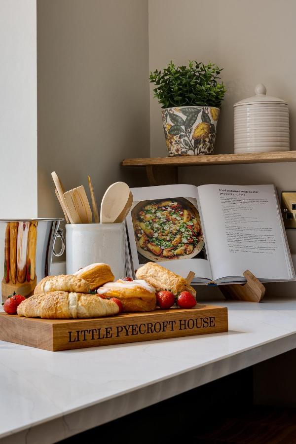 *New* Little Pyecroft House, 체스터 외부 사진