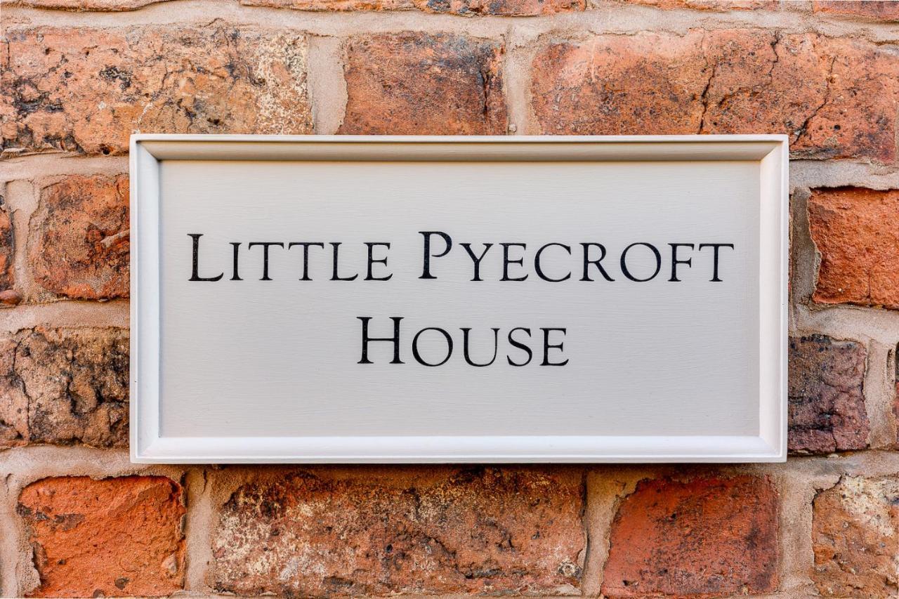 *New* Little Pyecroft House, 체스터 외부 사진